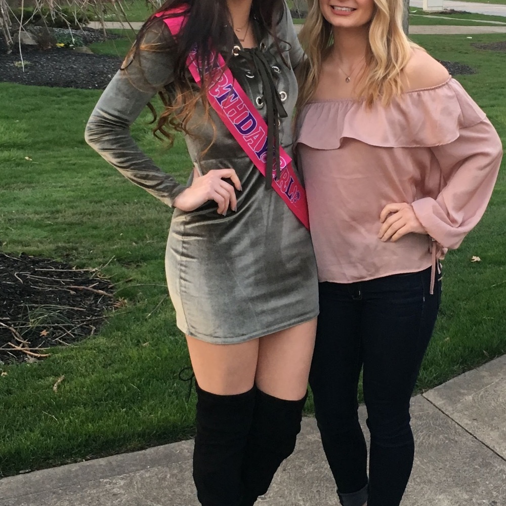 Velvet green cocktail dress